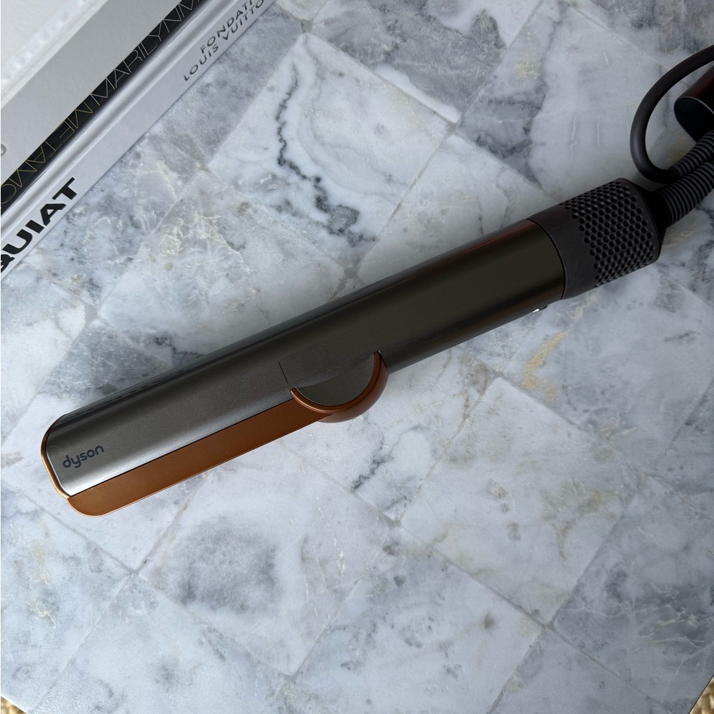 Dyson Hair Tool in Gray and Brown